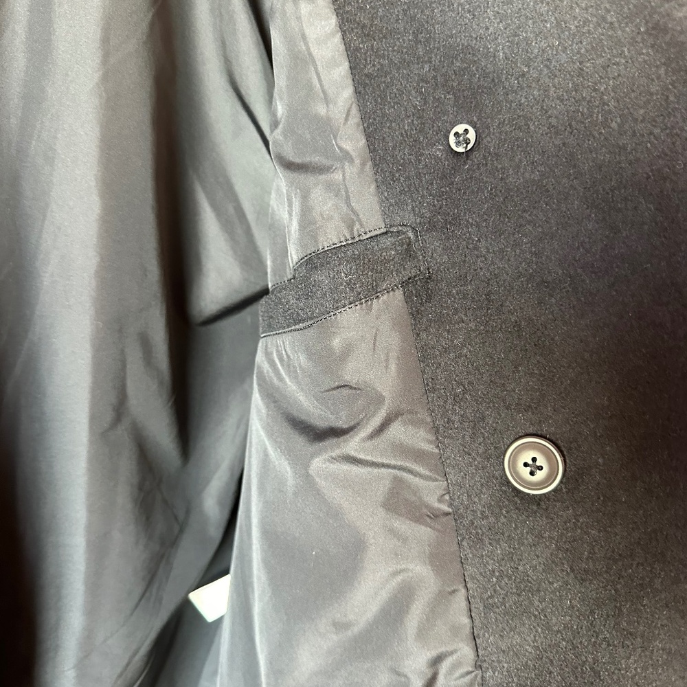 Men’s Express Double Breasted Navy Peacoat - Picture 4 of 5